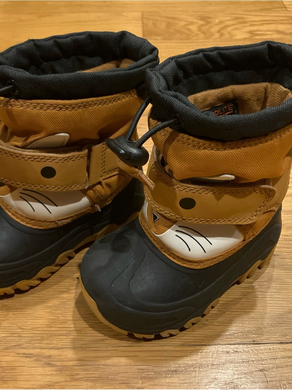 Cat & Jack Brown and Black Toddler Winter Boots